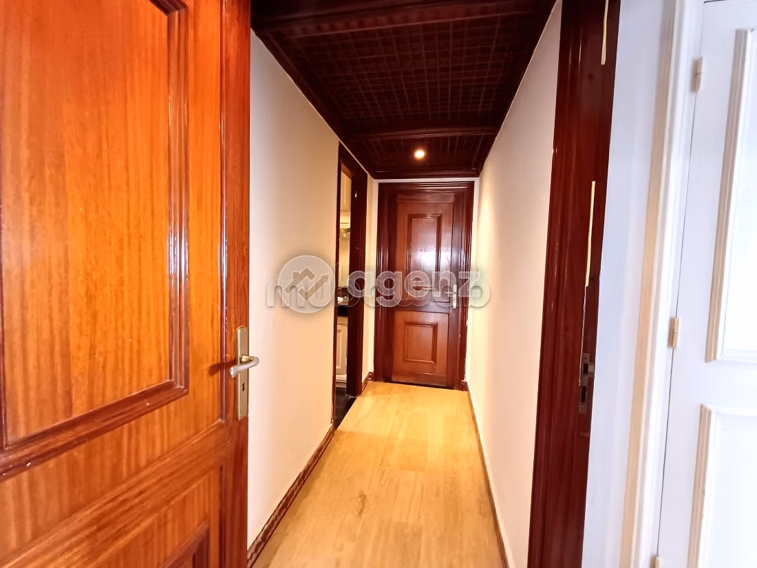 Appartement 208 m² à Racine — 17