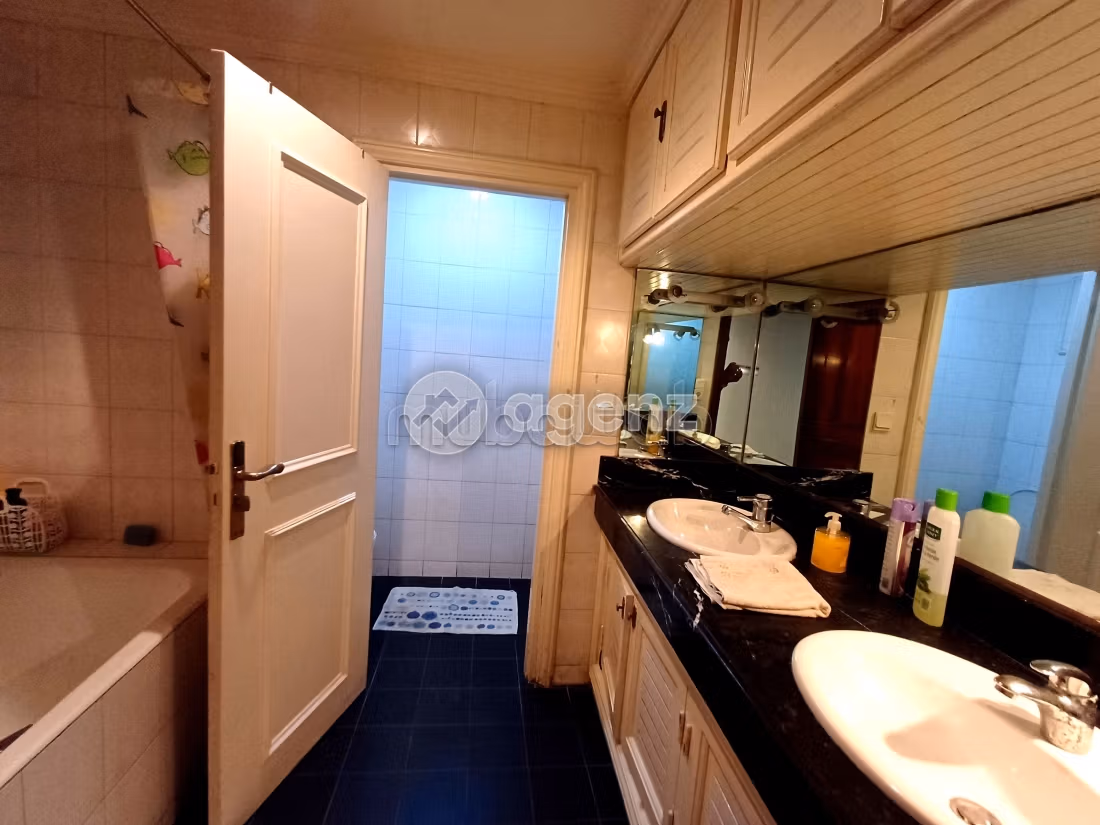 Appartement 208 m² à Racine — 13