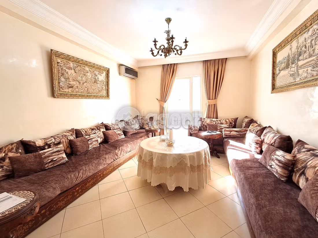 Splendido appartamento da acquistare. 3 camere. Cucina completamente equipaggiata