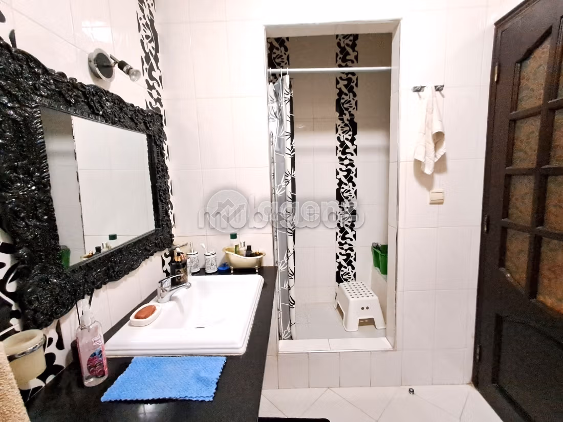 Splendido appartamento da acquistare. 3 camere. Cucina completamente equipaggiata