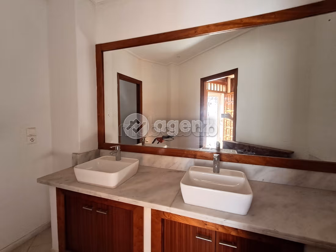 Villa à vendre 1 216 m², 7 chambres Californie Casablanca