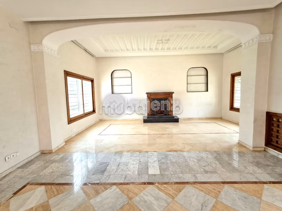 Villa à vendre 1 216 m², 7 chambres Californie Casablanca