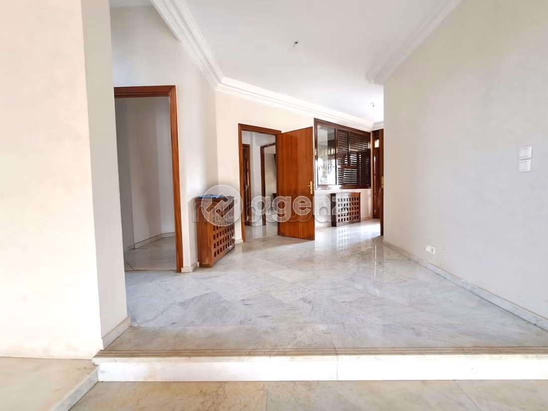 Villa à vendre 1 216 m², 7 chambres Californie Casablanca