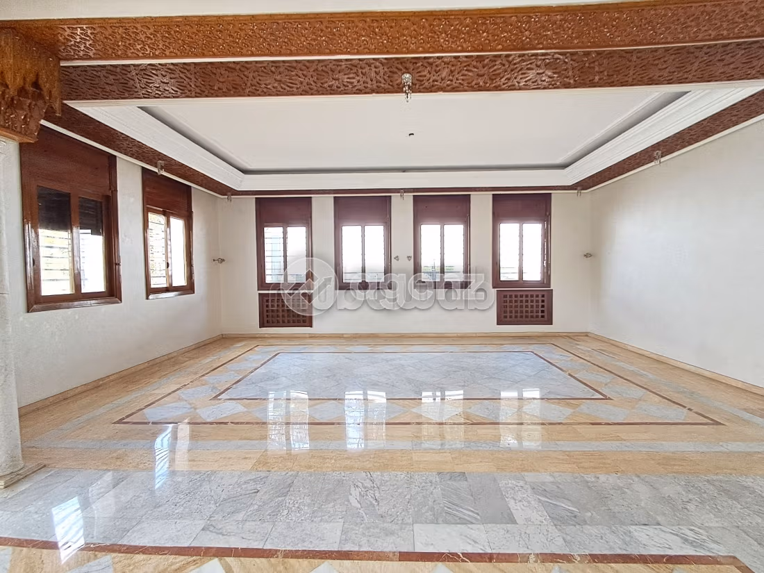 Villa à vendre 1 216 m², 7 chambres Californie Casablanca