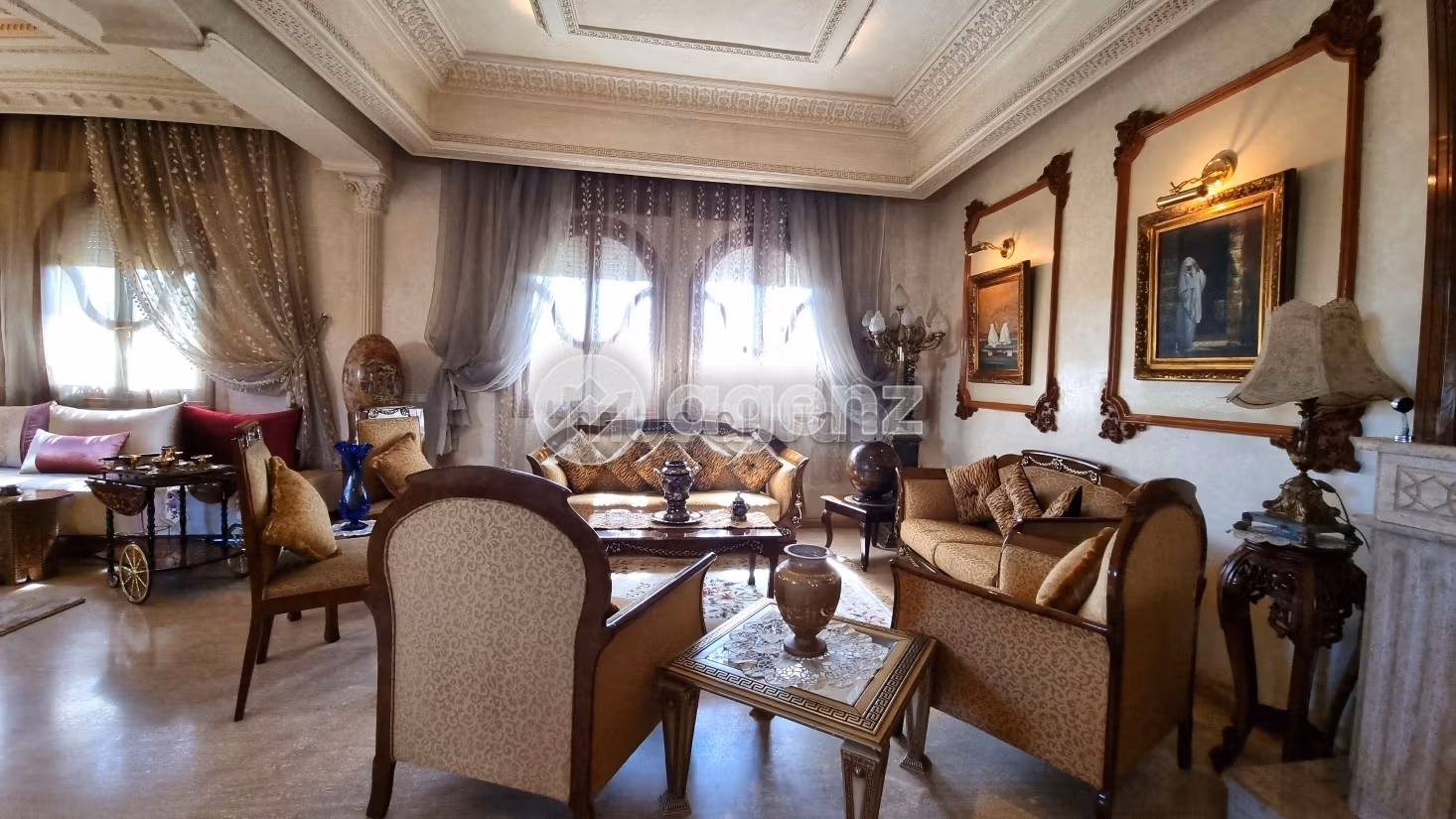 Villa à vendre 407 m², 4 chambres Sidi Maarouf Casablanca