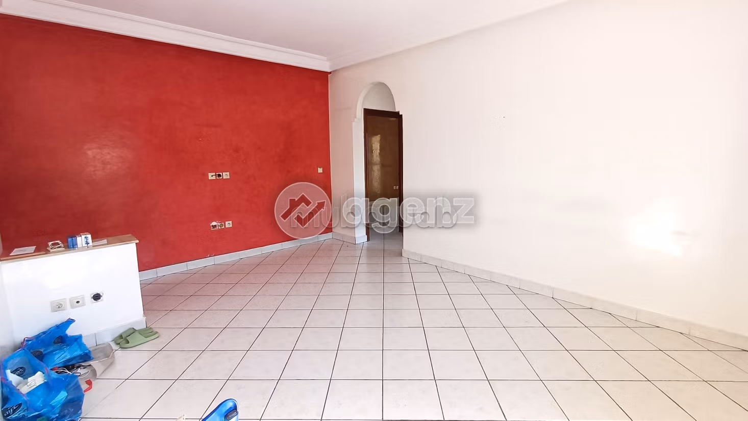 Piso en venta. 3 dormitorios. Ascensor y estacionamiento