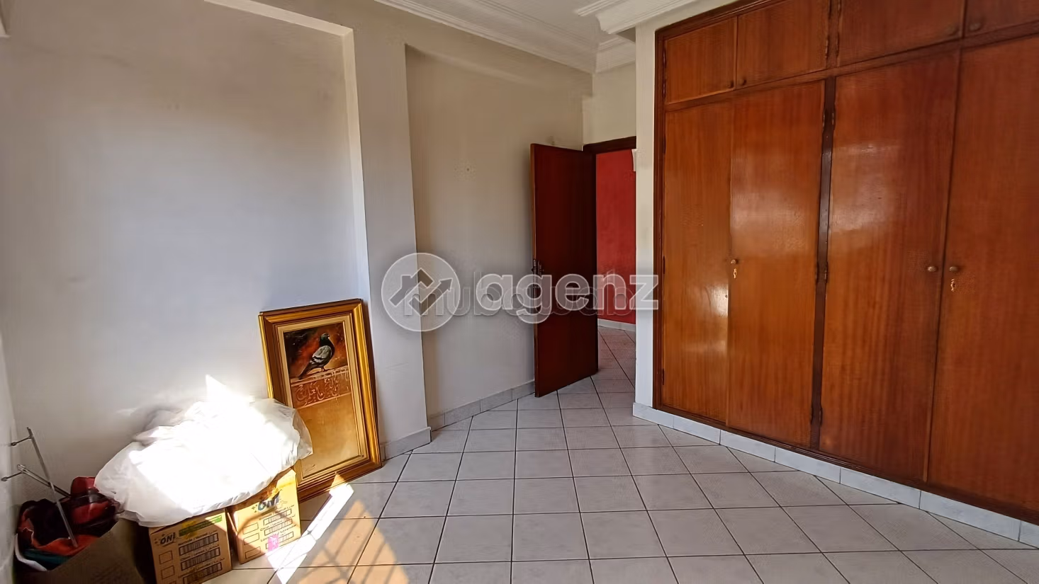 Piso en venta. 3 dormitorios. Ascensor y estacionamiento