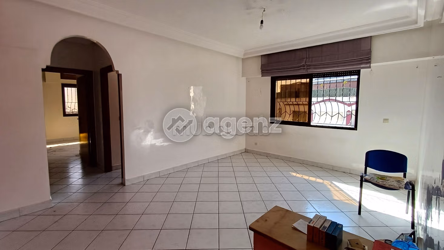 Piso en venta. 3 dormitorios. Ascensor y estacionamiento