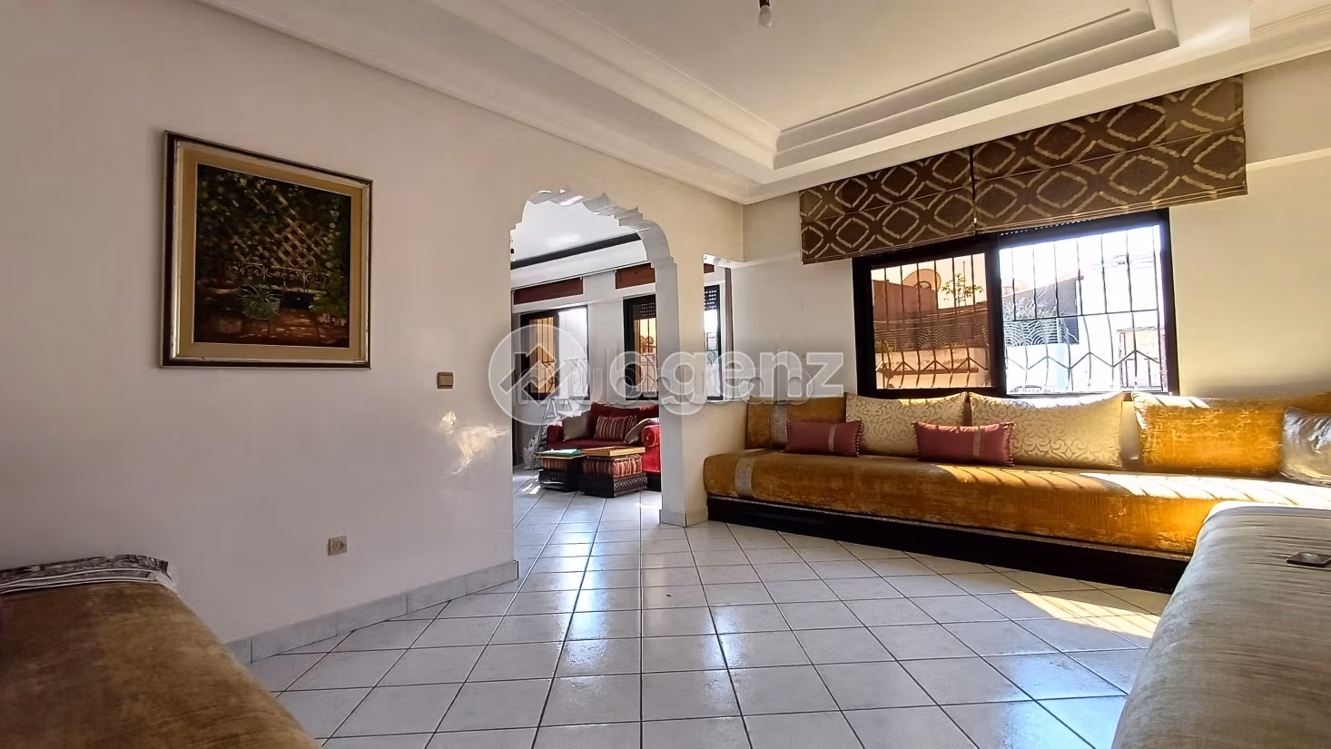 Piso en venta. 3 dormitorios. Ascensor y estacionamiento