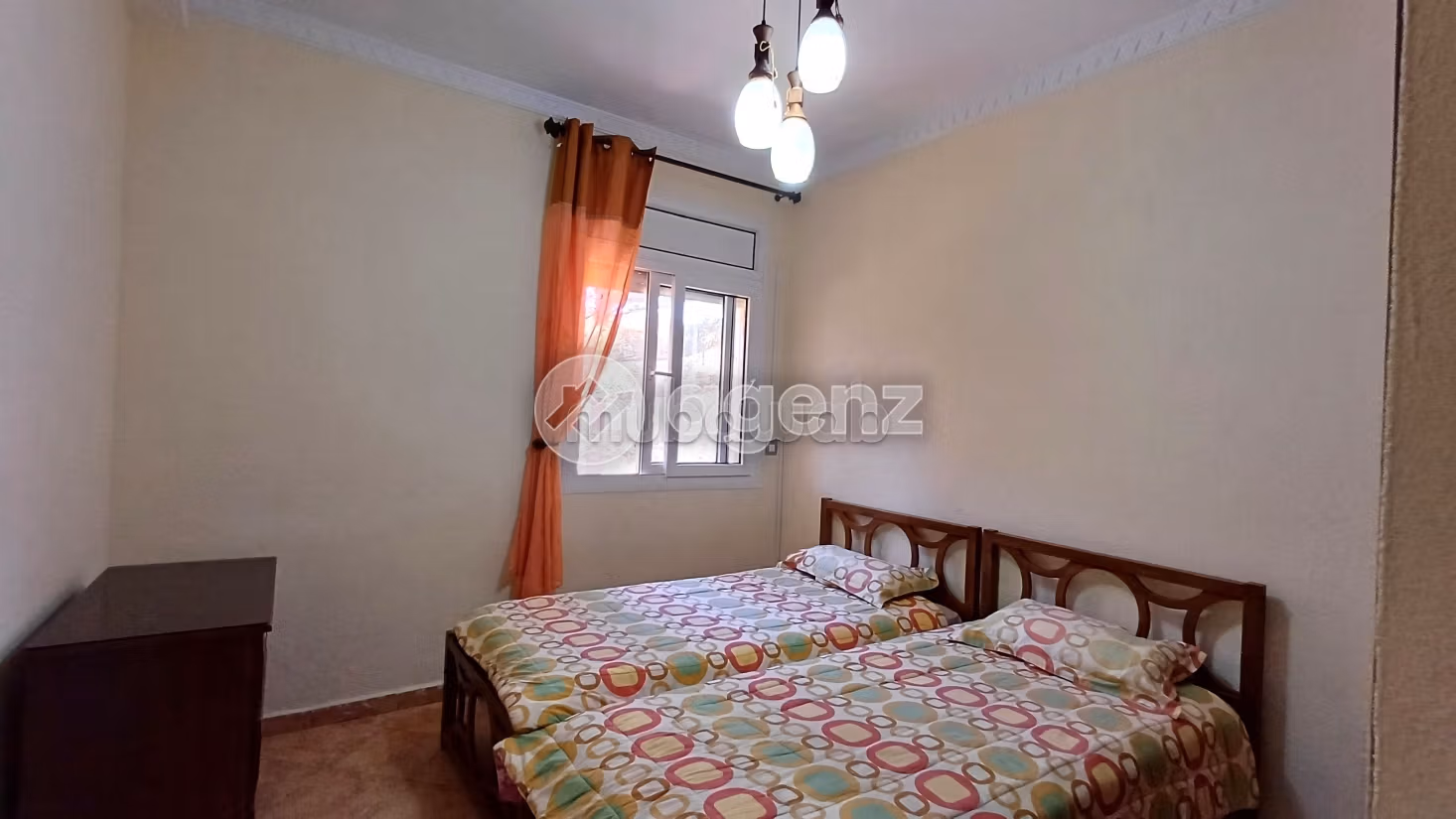 Piso en venta. 2 dormitorios. Garaje privado