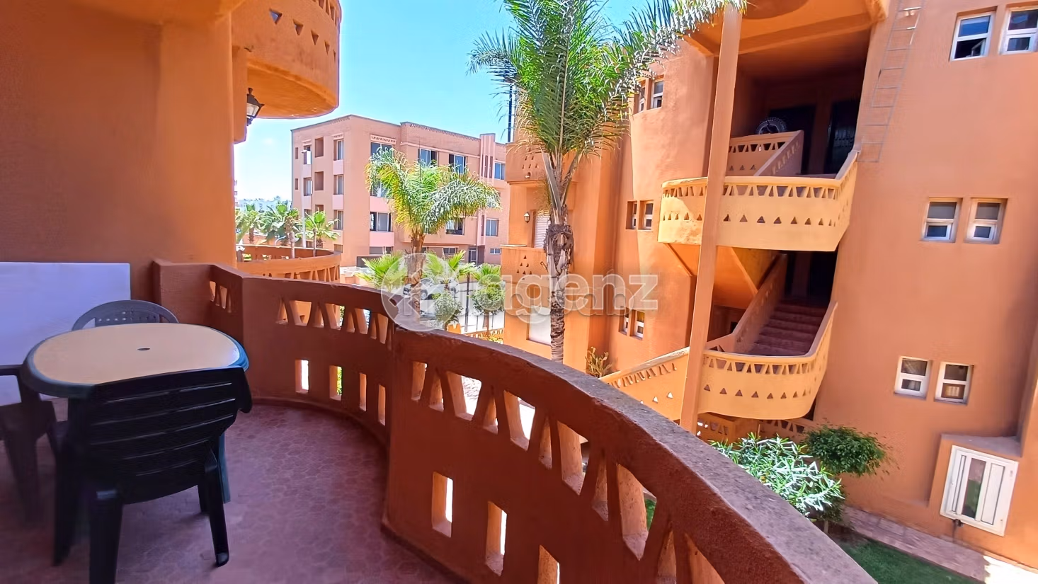 Piso en venta. 2 dormitorios. Garaje privado