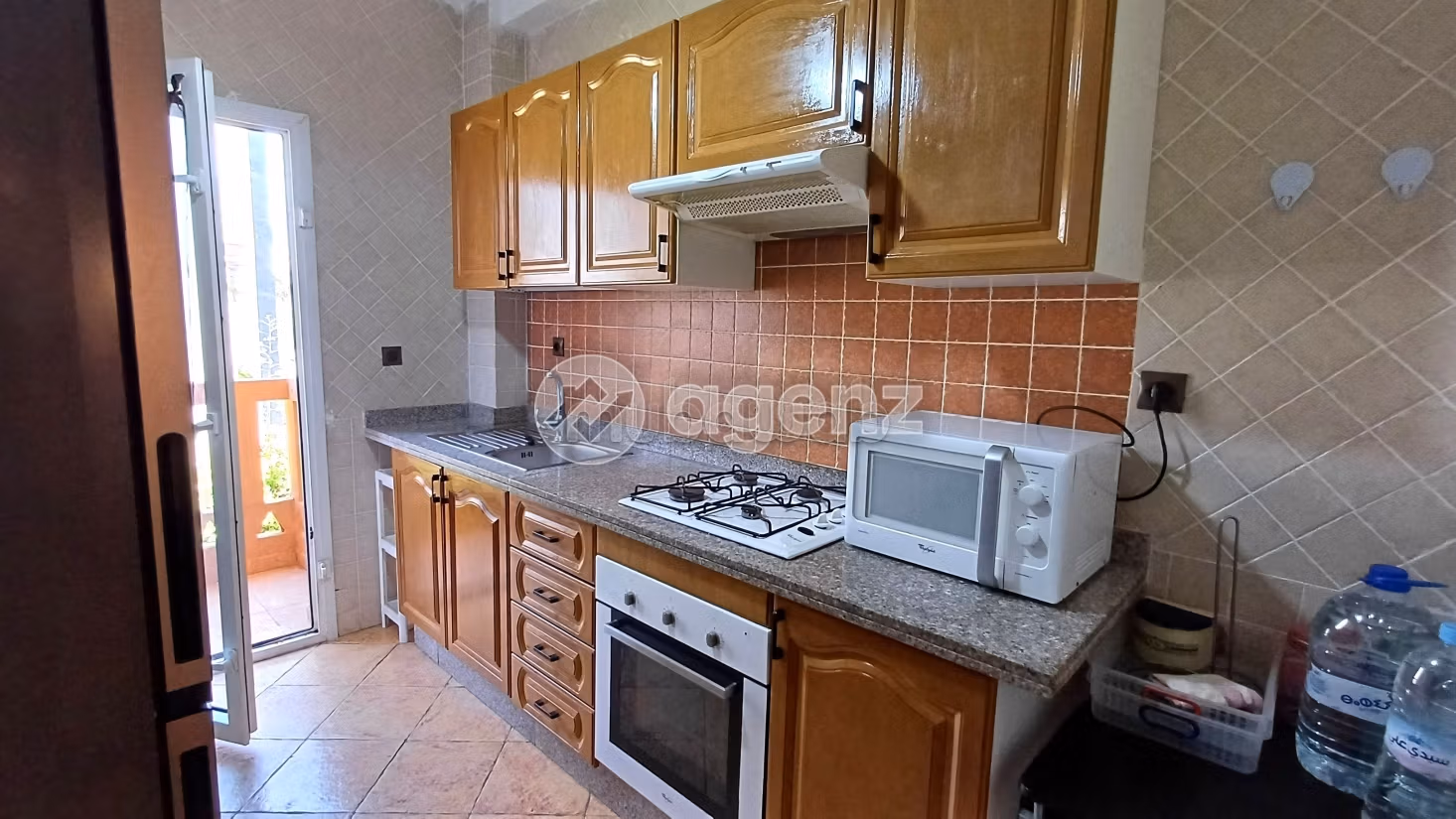 Piso en venta. 2 dormitorios. Garaje privado