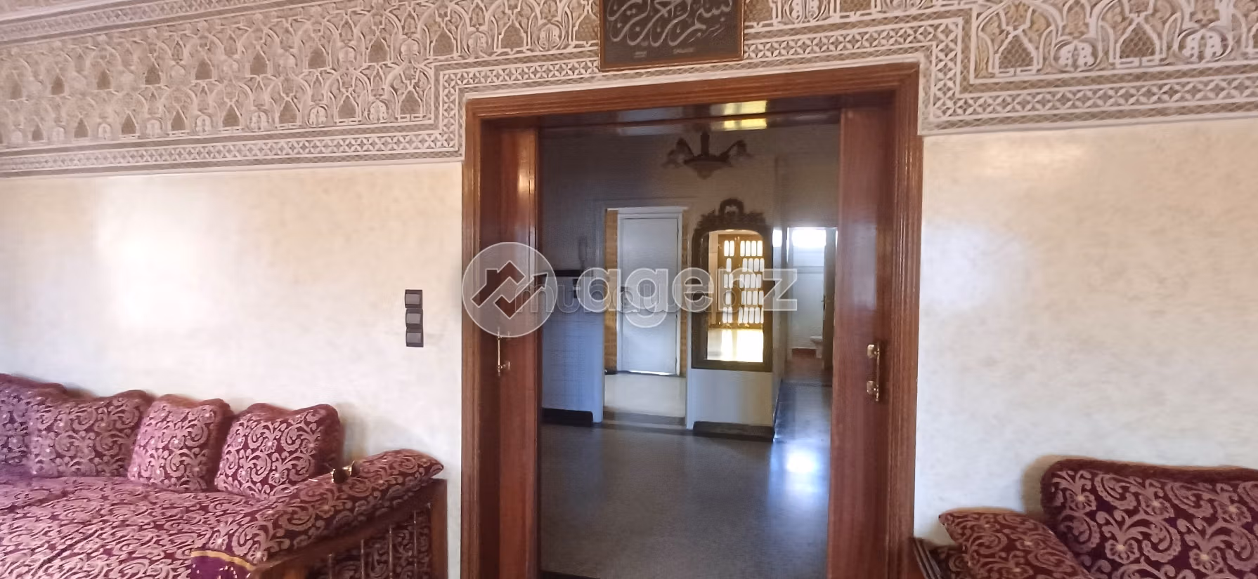 Splendid villa for sale in Ferme Bretonne Hay Arraha. 9 beautiful rooms. Basement