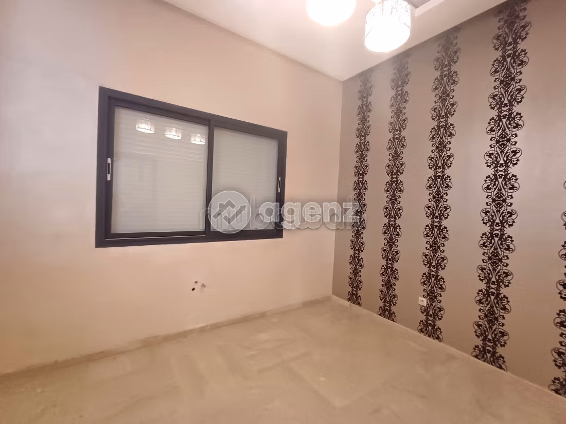 Villa di lusso in vendita a Sidi El Khadir. 5 camere da letto. Terrazzo e giardino