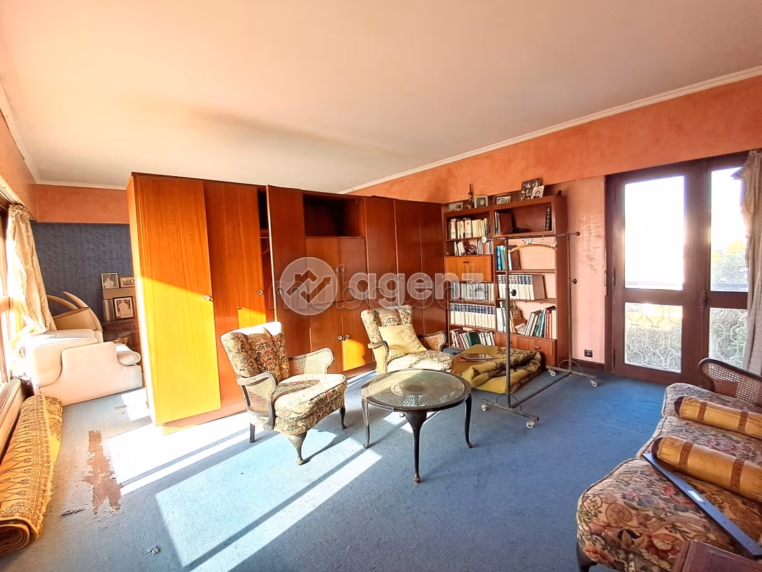 Esplendida villa en venta en Anfa Supérieur. Área total 2000 m². Bodega, gran terraza