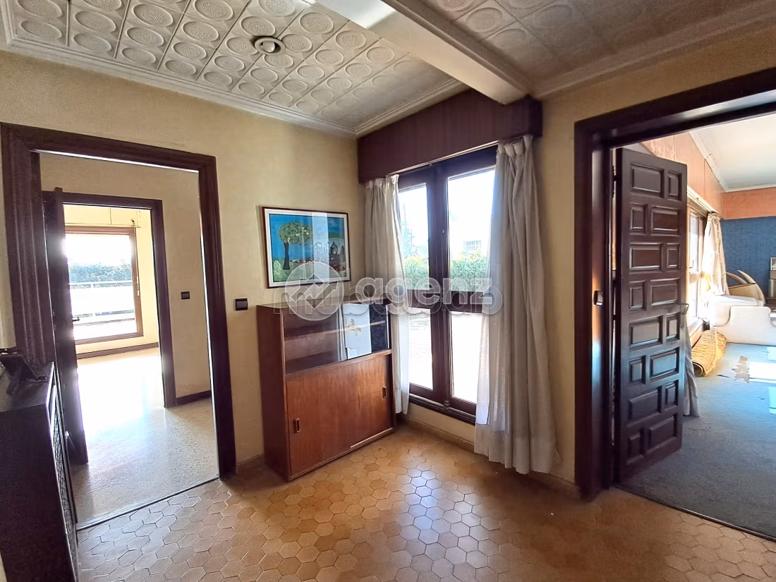 Esplendida villa en venta en Anfa Supérieur. Área total 2000 m². Bodega, gran terraza