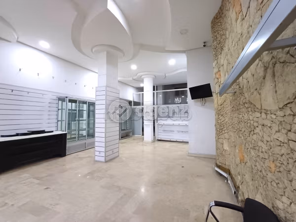 Commerce à vendre 300 m² Palmier Casablanca