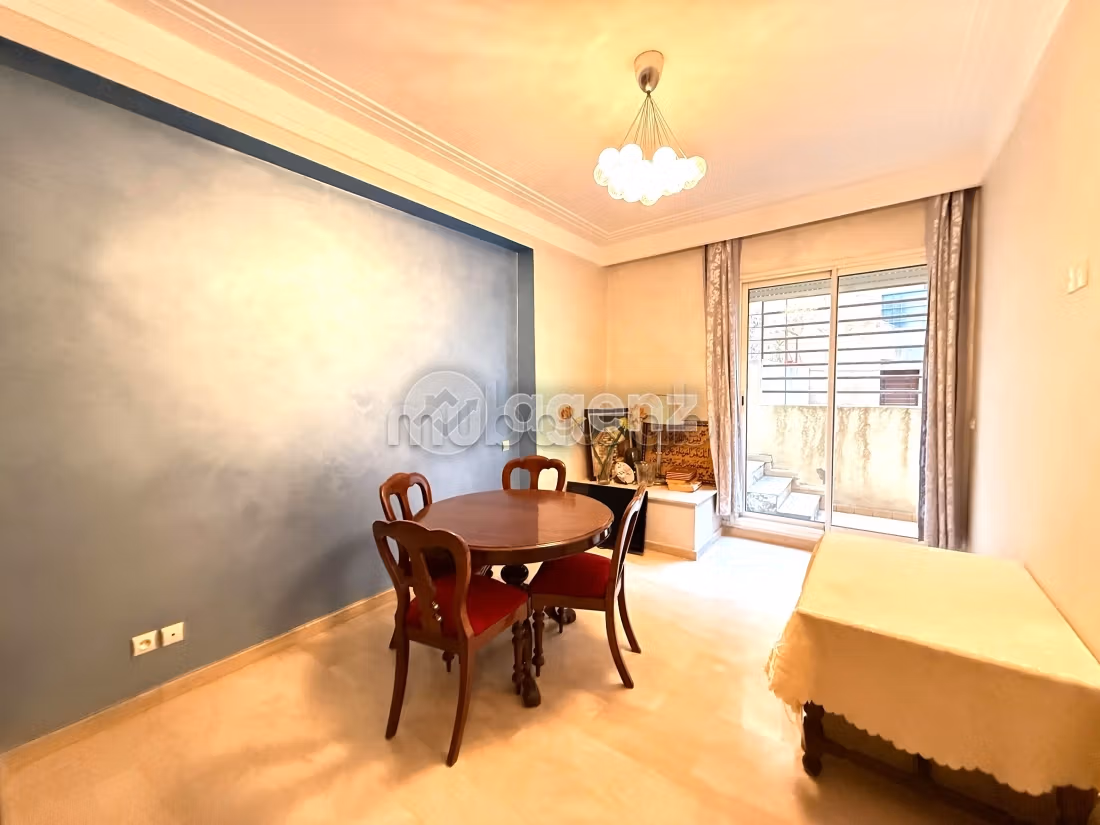 Beautiful apartment for sale in Les princesses. Area 165 m². With garage and lift
