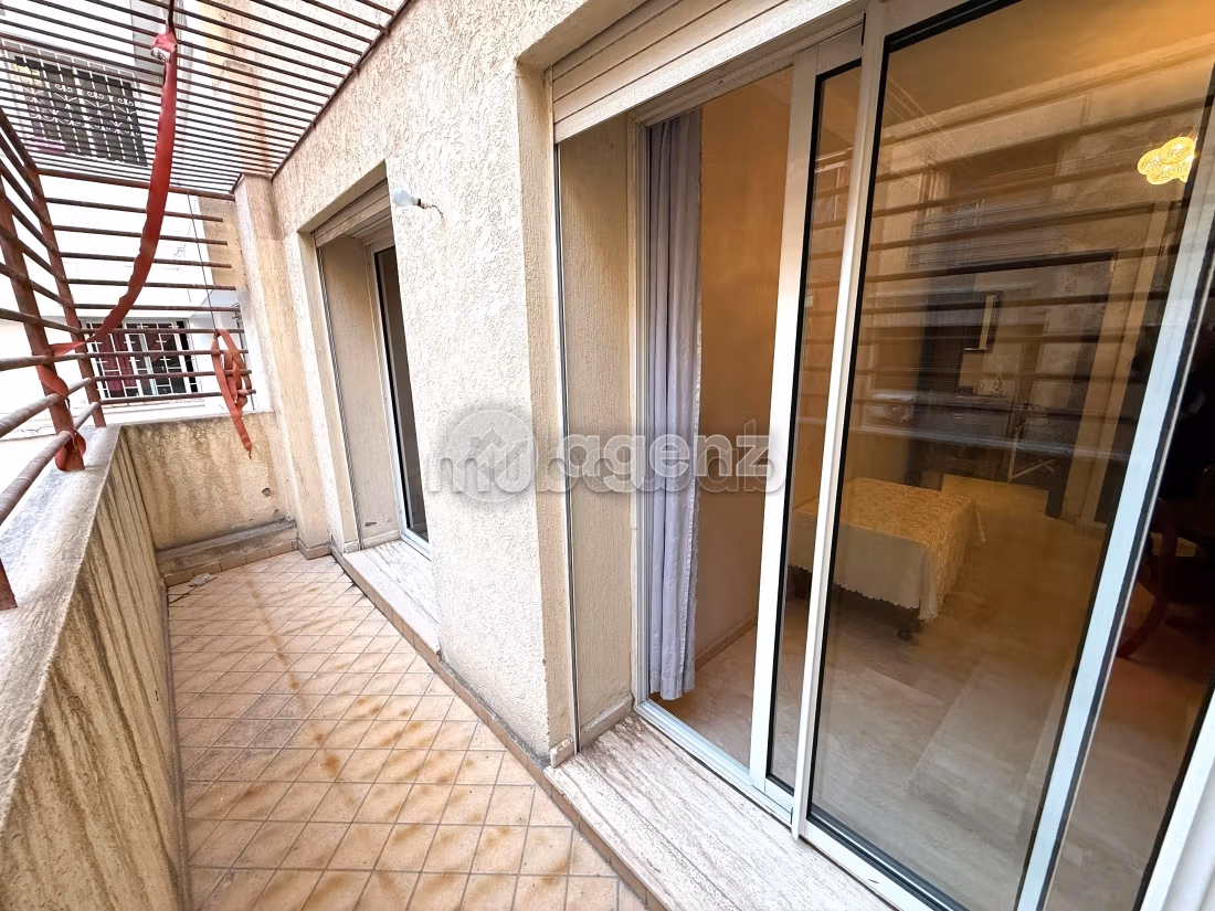Beautiful apartment for sale in Les princesses. Area 165 m². With garage and lift