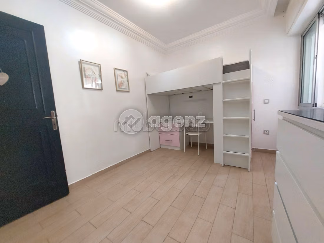 Piso en venta en Maârif Extension. 2 hermosas habitaciones. Con garaje y ascensor