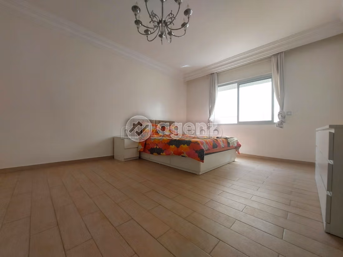 Piso en venta en Maârif Extension. 2 hermosas habitaciones. Con garaje y ascensor
