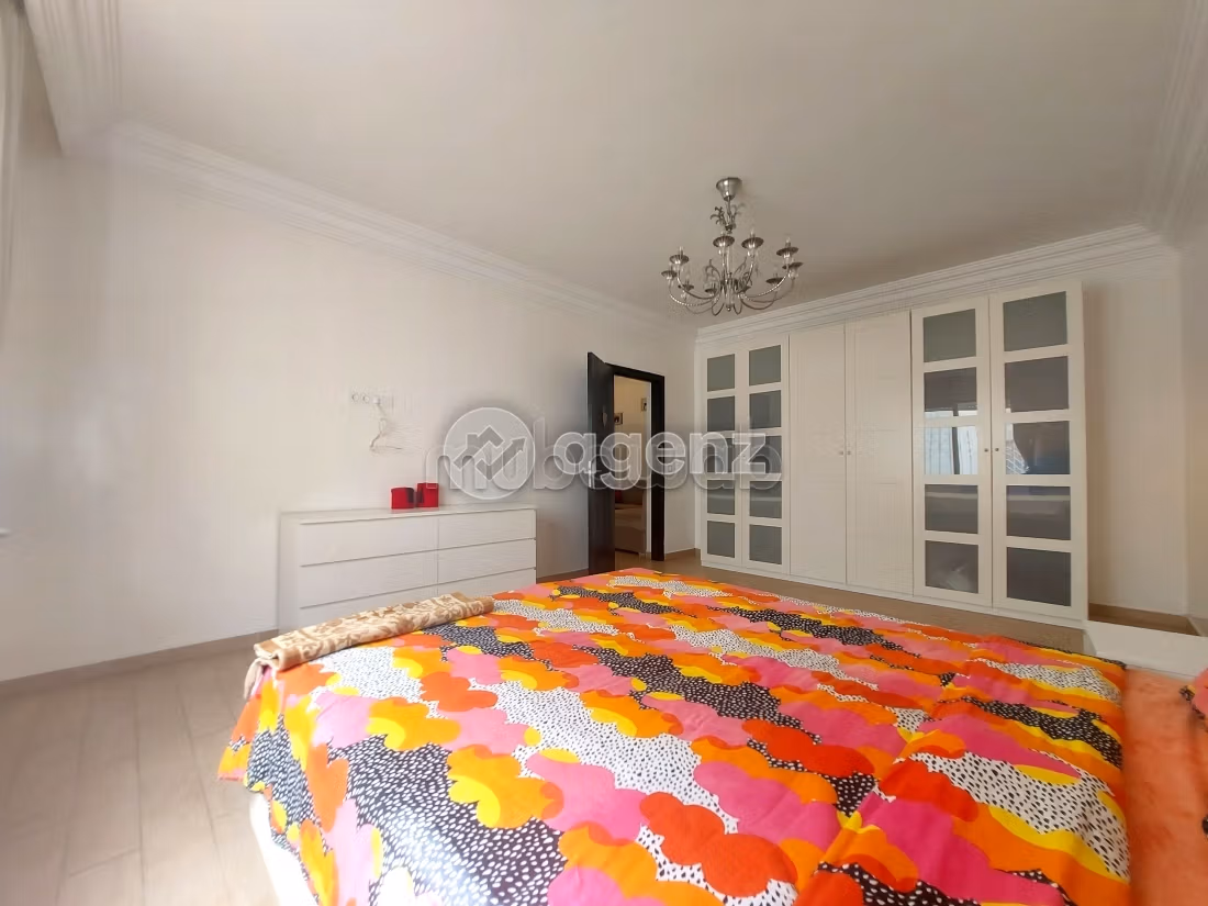 Piso en venta en Maârif Extension. 2 hermosas habitaciones. Con garaje y ascensor