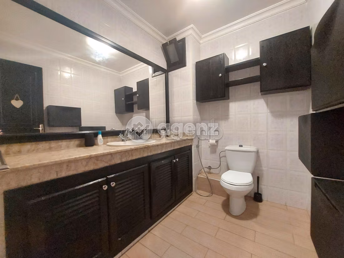 Piso en venta en Maârif Extension. 2 hermosas habitaciones. Con garaje y ascensor