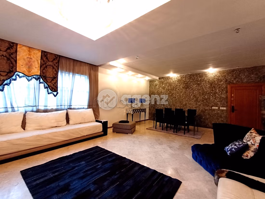 Appartement à vendre 222 m², 4 chambres Les Hôpitaux Casablanca — 2