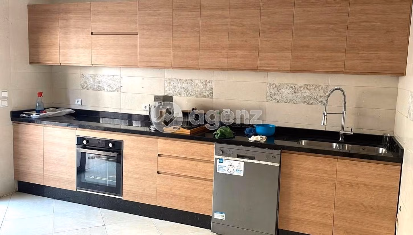 Appartement 91 m² à Hay Salam — 3
