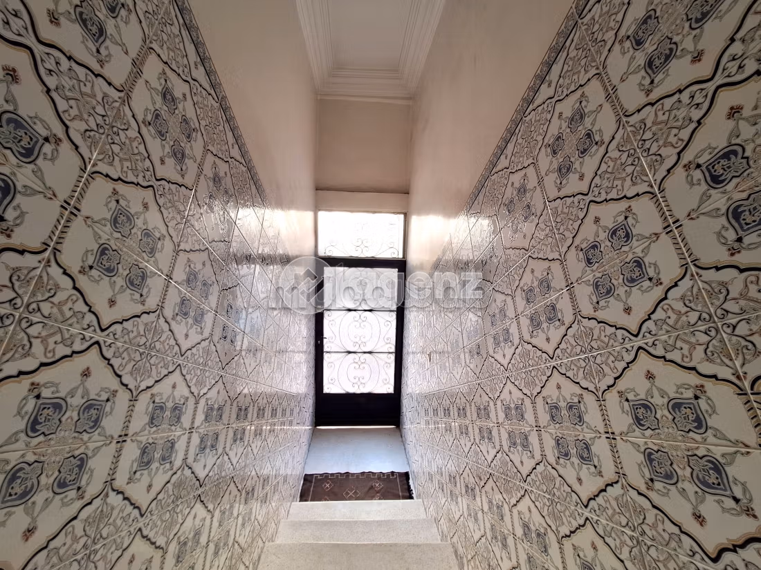 Appartement à vendre 222 m², 4 chambres Zone Industrielle Oukacha Casablanca — 4