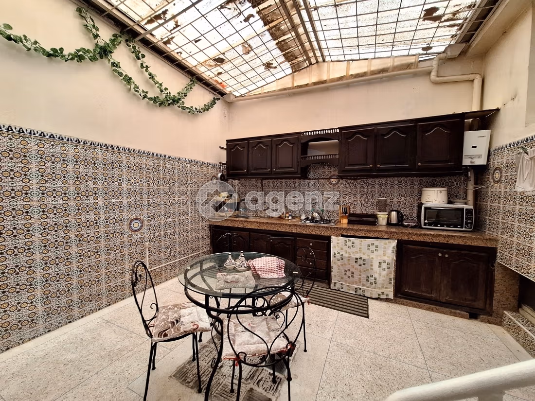 Appartement à vendre 222 m², 4 chambres Zone Industrielle Oukacha Casablanca — 3