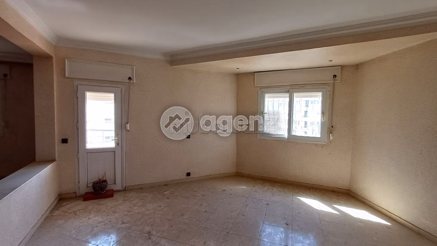 Vendita appartamento a Alia. 4 camere da letto. Con ascensore
