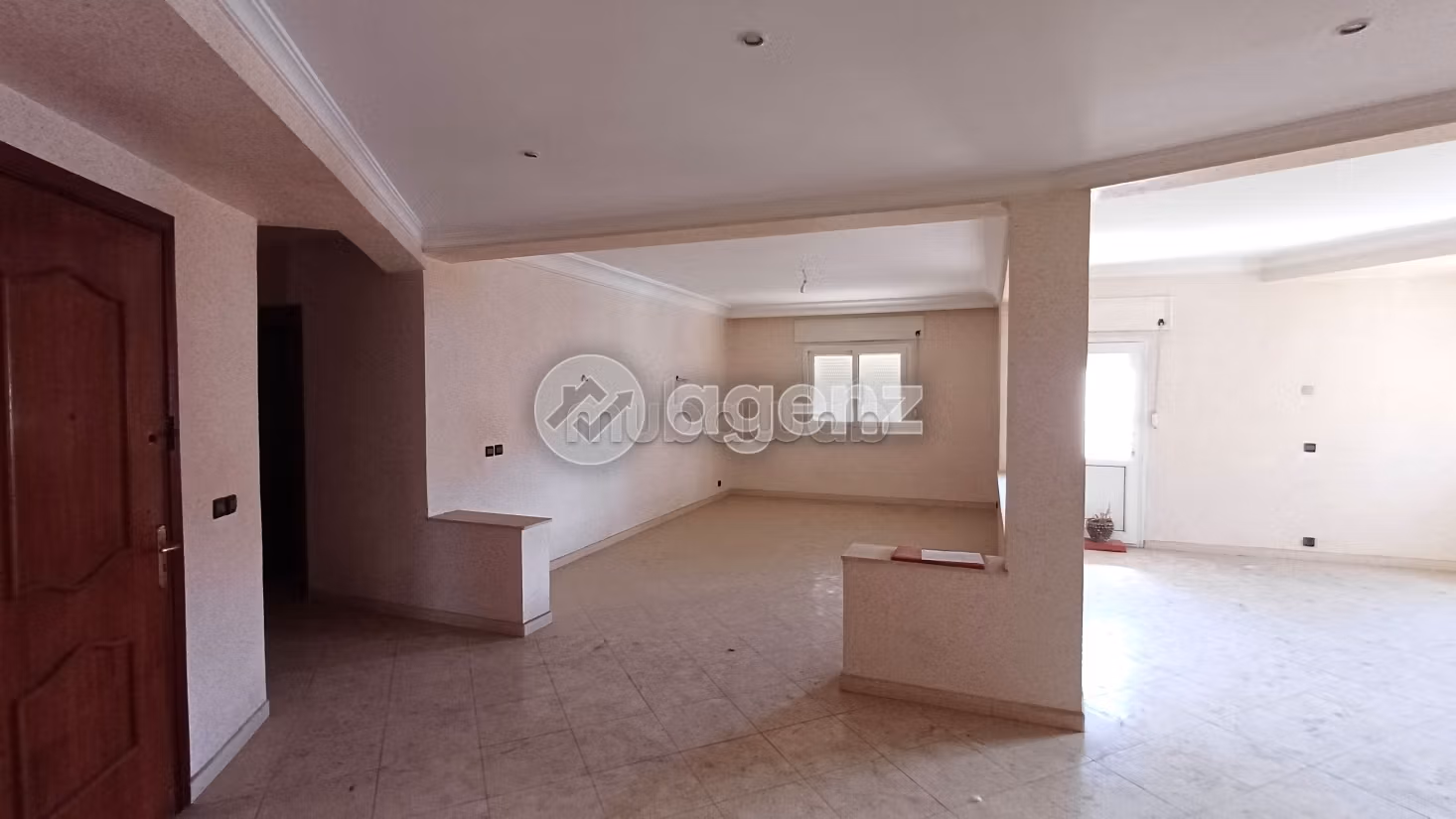 Vendita appartamento a Alia. 4 camere da letto. Con ascensore