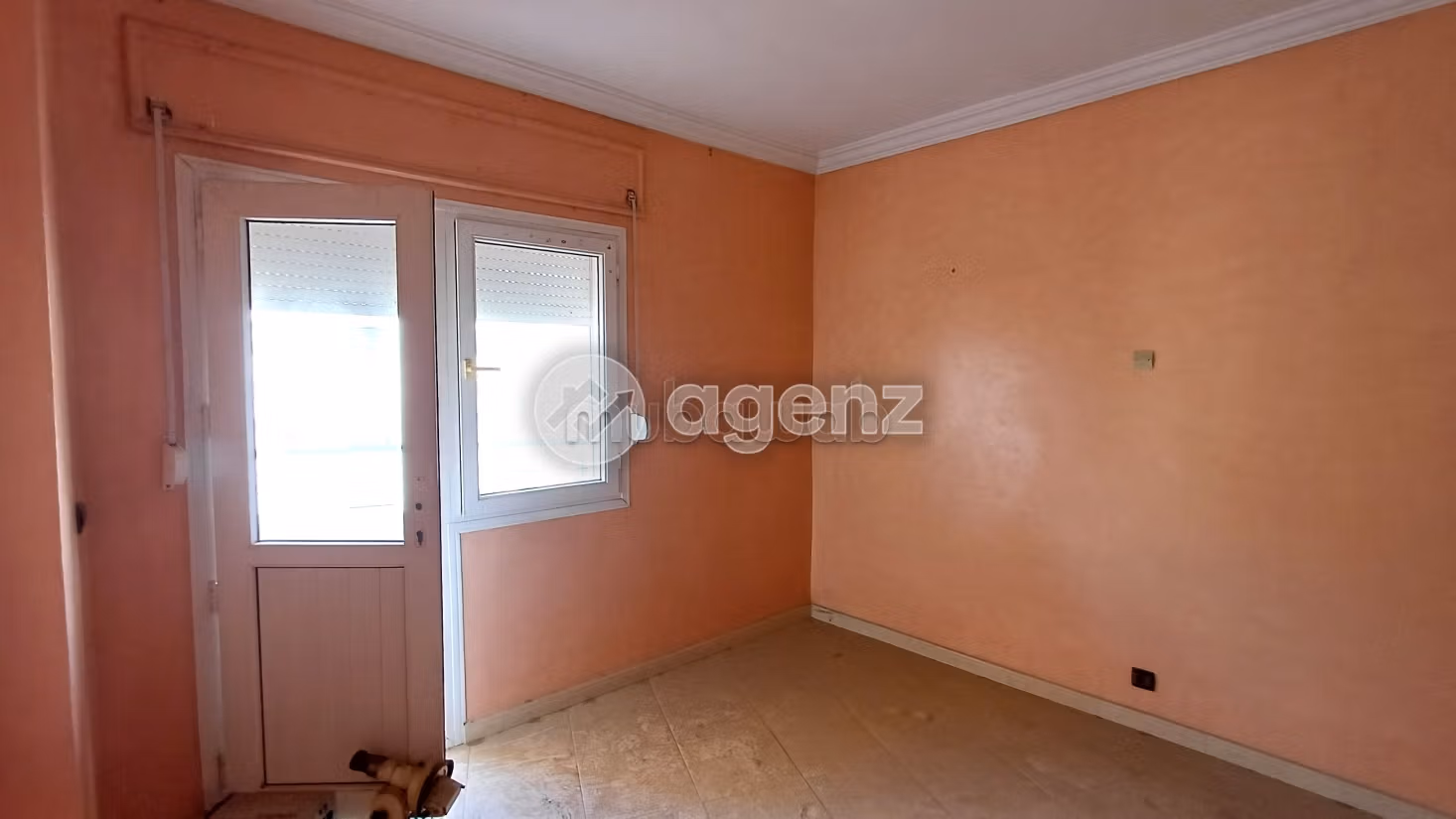 Vendita appartamento a Alia. 4 camere da letto. Con ascensore