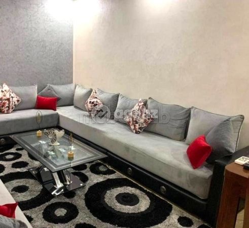 Apartment for sale in Izdihar. 2 lovely rooms. Lift and garage