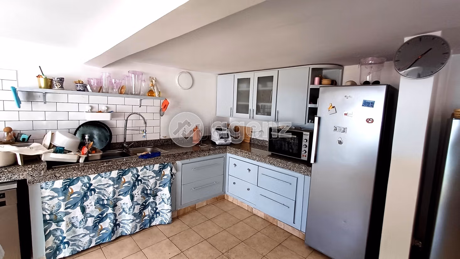Magnifica villa in vendita a Oasis. 4 belle camere da letto. Giardino e garage