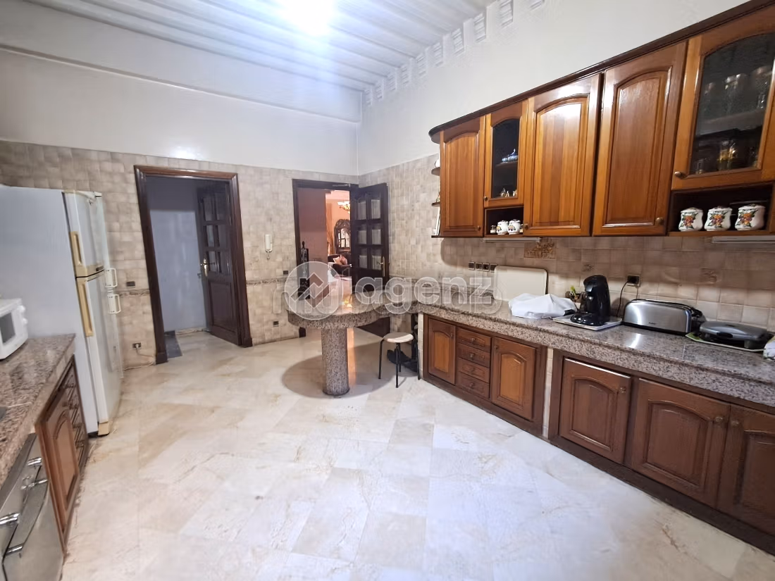 Villa à vendre 400 m², 5 chambres Oulfa Casablanca