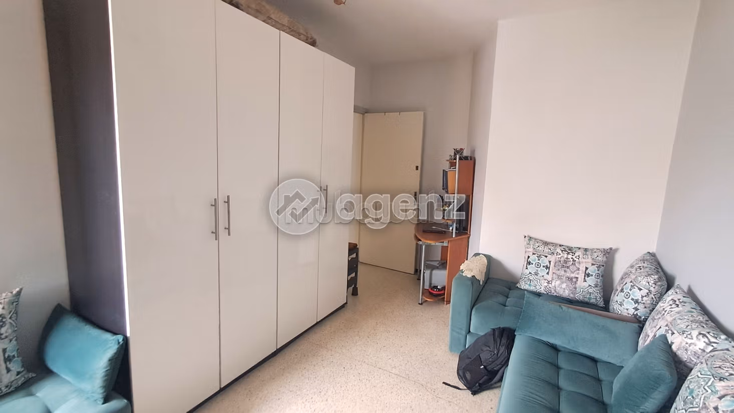 Piso en venta en Maârif. 2 dormitorios. Balcón grande