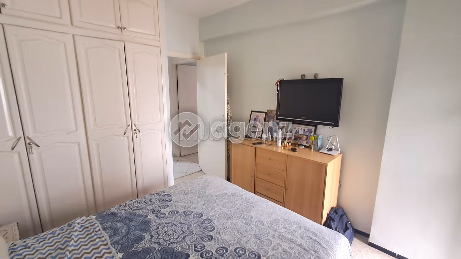 Piso en venta en Maârif. 2 dormitorios. Balcón grande