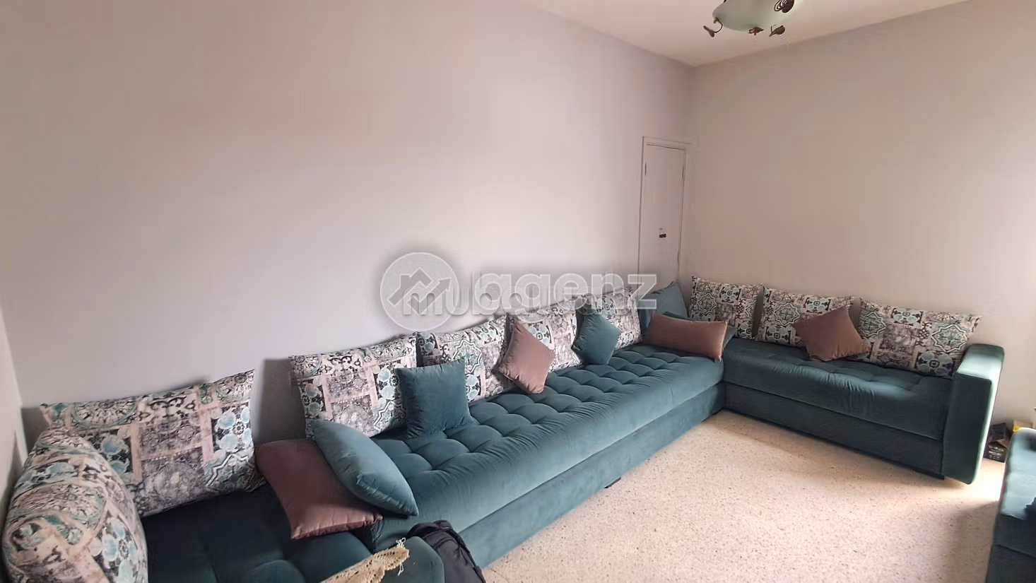 Piso en venta en Maârif. 2 dormitorios. Balcón grande
