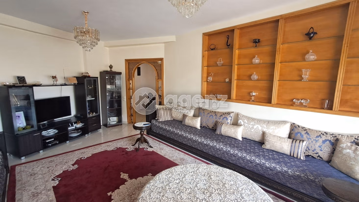 Piso en venta en Maârif. 2 dormitorios. Balcón grande