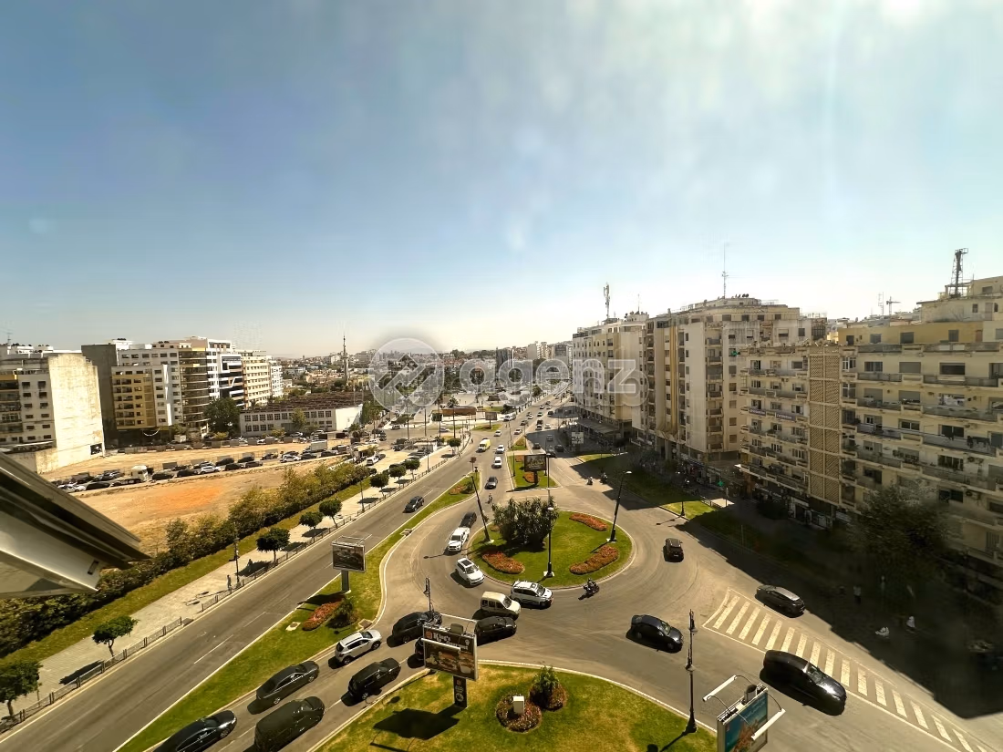 Bureau à louer 123 m² Administratif Tanger