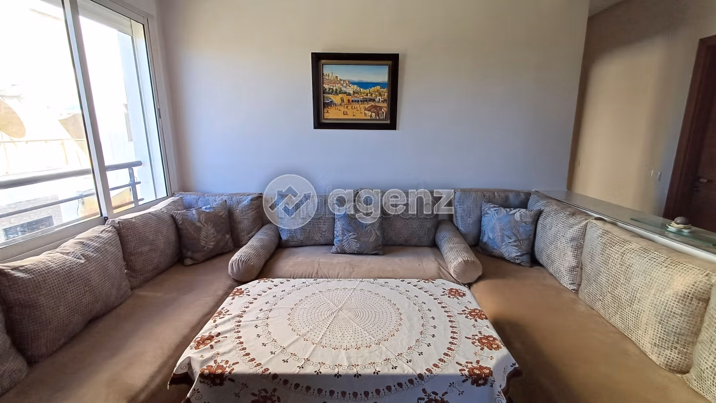 Splendido appartamento da acquistare. 2 camere. Ascensore e posto auto