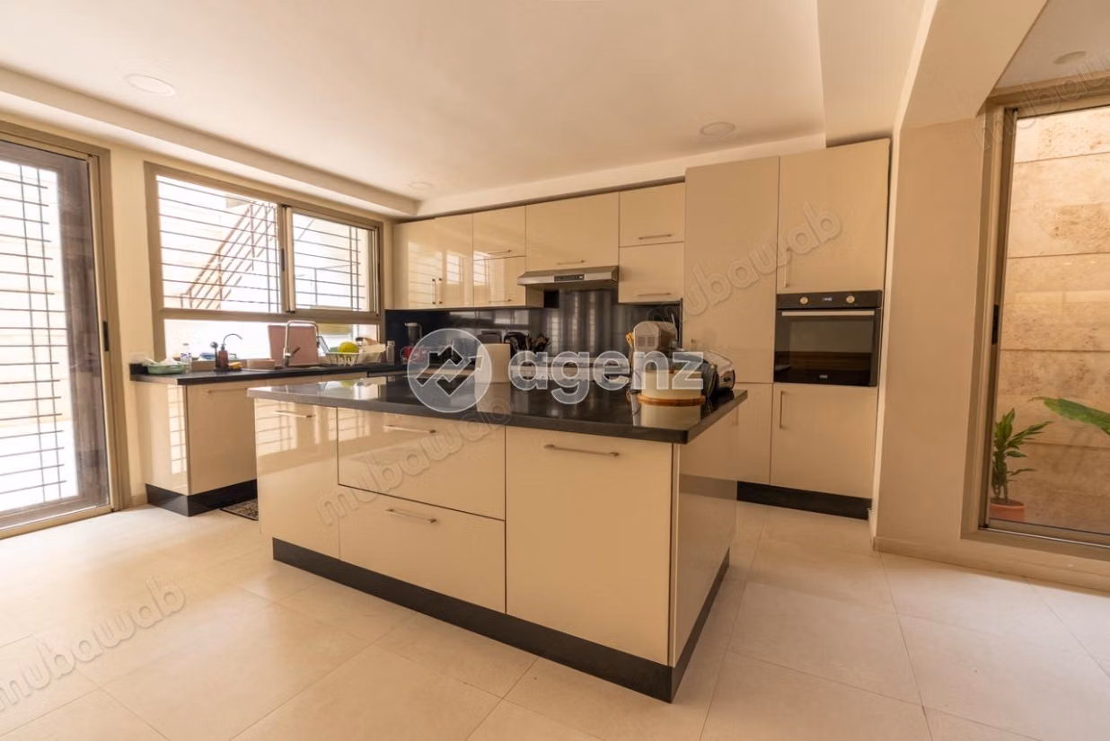Villa à vendre 605 m², 5 chambres Route d'Azzemmour Dar Bouazza