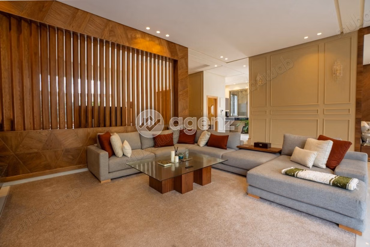 Villa à vendre 605 m², 5 chambres Route d'Azzemmour Dar Bouazza