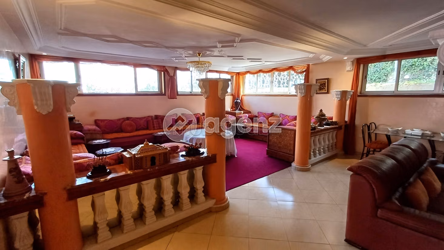 Magnifica villa in vendita a Polo. 7 camere. Giardino e posto auto