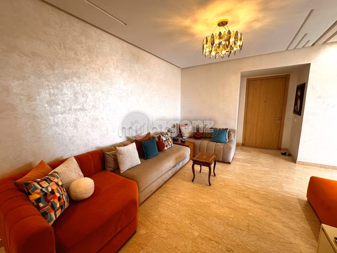 Piso en venta en La Gironde. Gran superficie 130 m². Parking y ascensor