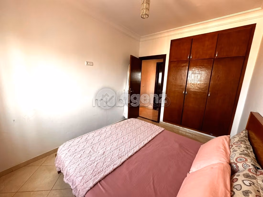Apartment for sale. 2 beautiful rooms. Fully equipped kitchen