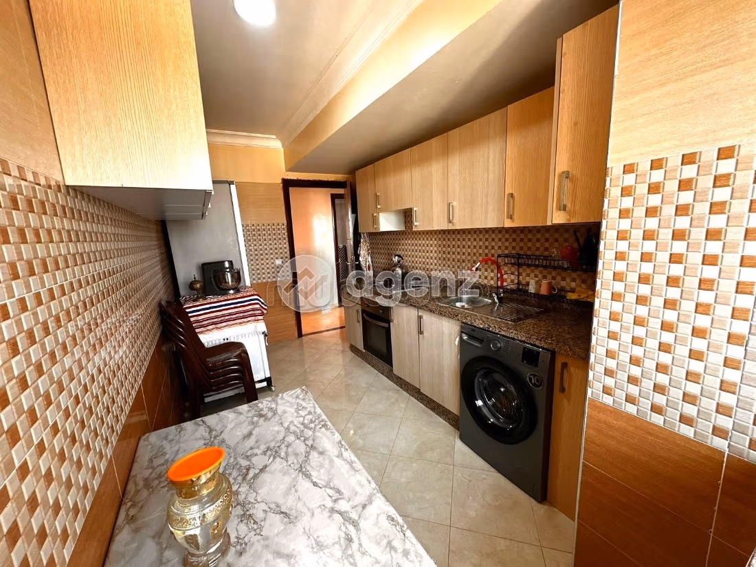 Apartment for sale. 2 beautiful rooms. Fully equipped kitchen
