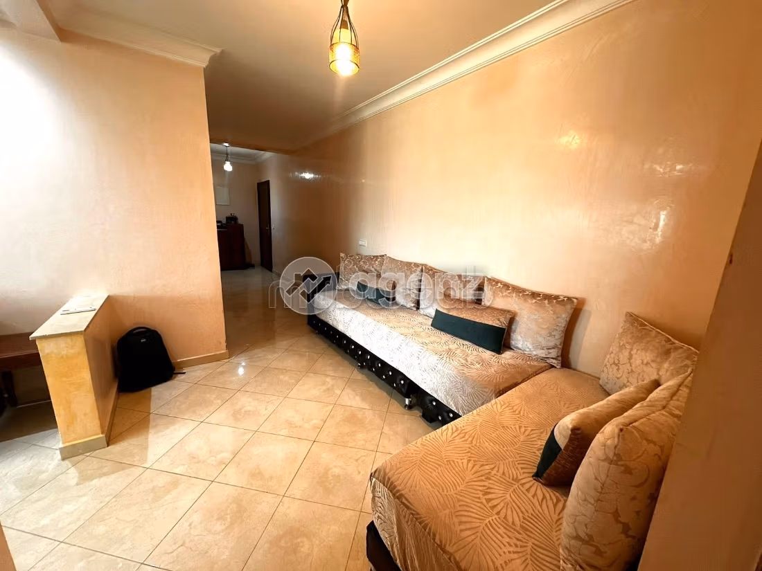 Apartment for sale. 2 beautiful rooms. Fully equipped kitchen